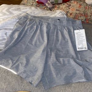 NWT LuluLemon Men’s Surge Short 6” *Lined XL